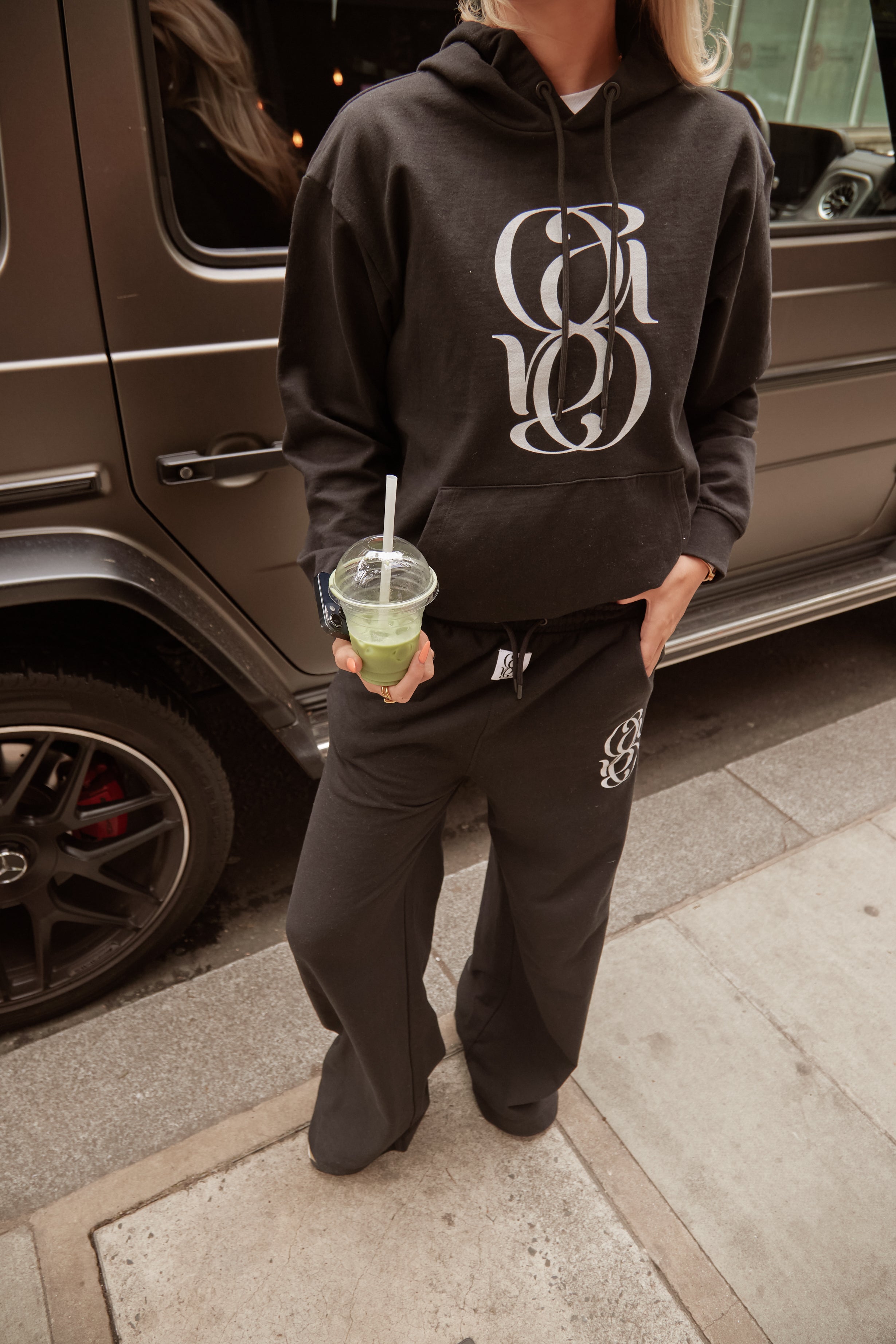 The Oaky Straight Leg Joggers Noir